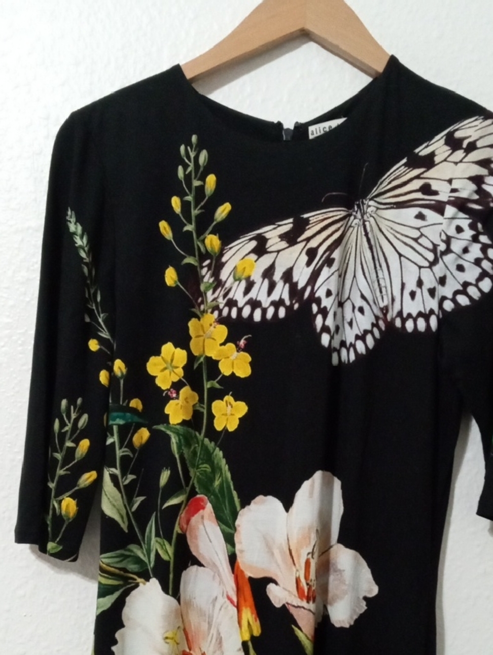 Alice And Olivia Dress/Delora butterfly flower - Picture 3 of 12